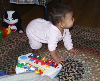 Mia in crawl position